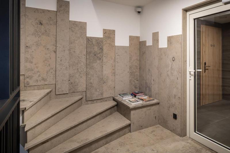 home and work apartments