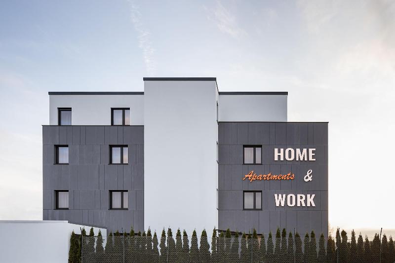 home and work apartments