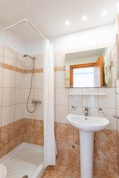 korina apart hotel