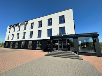 primetime hotel