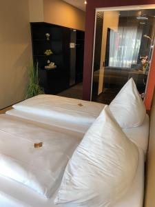 primetime hotel