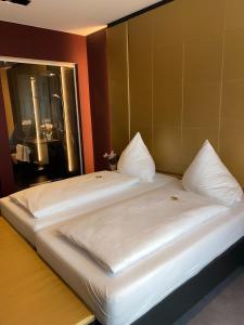 primetime hotel