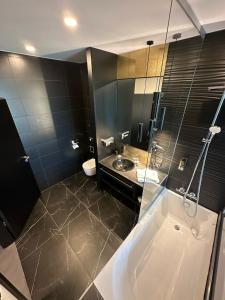 primetime hotel