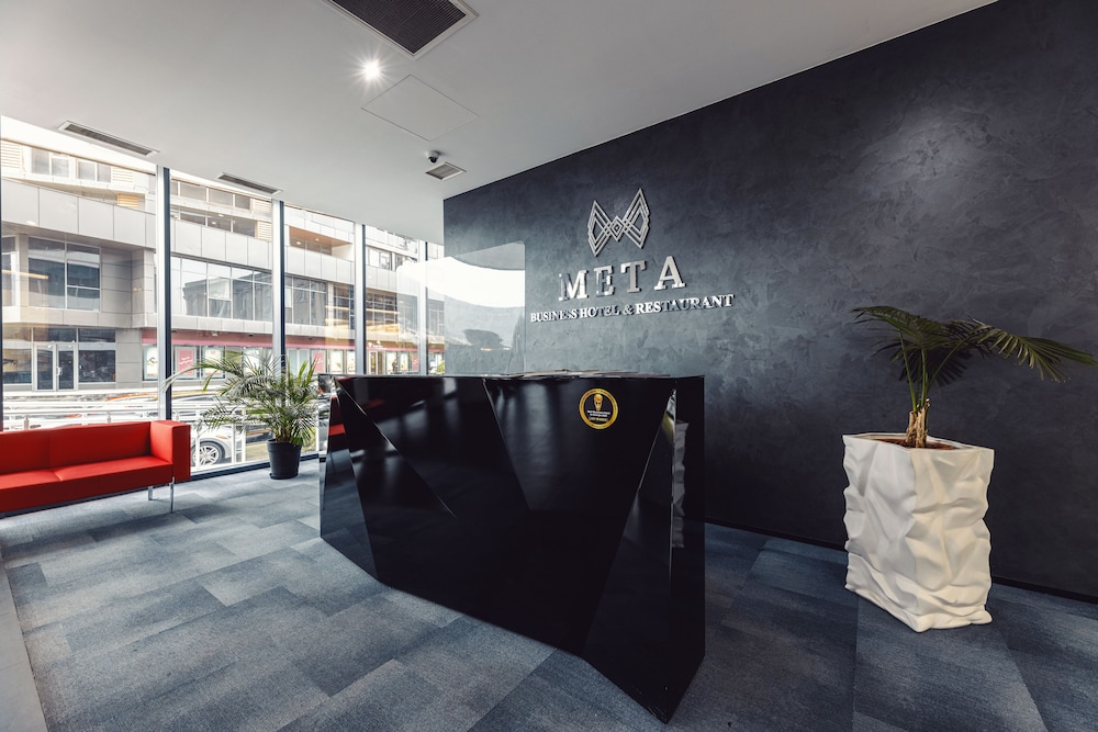 meta business hotel
