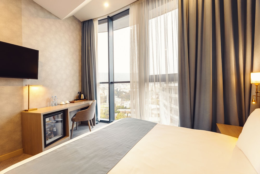 meta business hotel