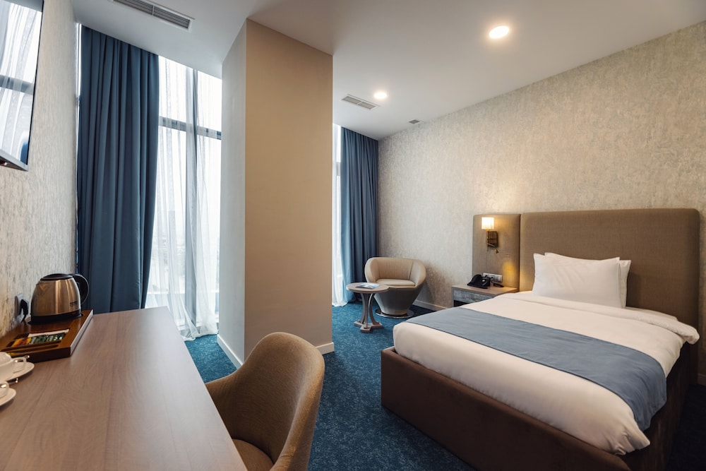 meta business hotel
