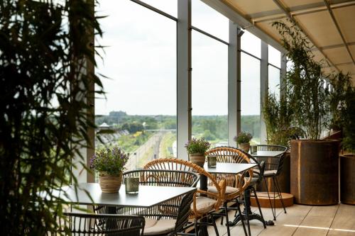 the den s hertogenbosch a tribute portfolio hotel