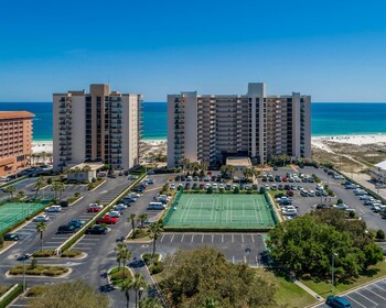 phoenix east by brett robinson vacations
