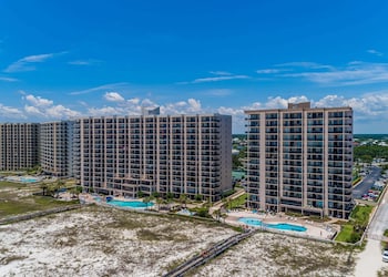 phoenix east by brett robinson vacations