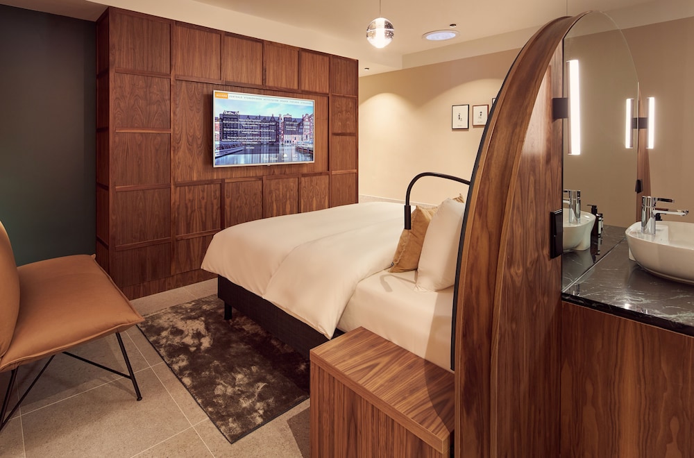 met hotel amsterdam