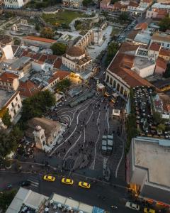 melo athens