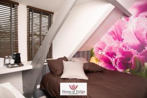 house of tulips
