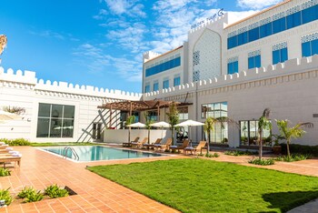 golden tulip zanzibar airport