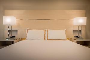 quality inn sunshine suites