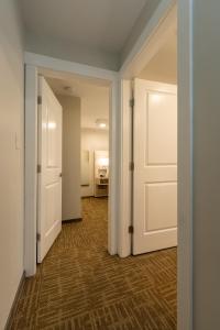 quality inn sunshine suites
