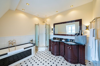 robenstein hotel and spa villa