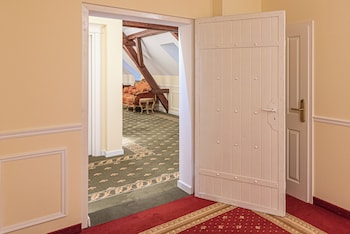 robenstein hotel and spa villa
