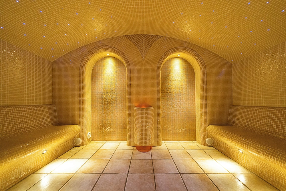 robenstein hotel and spa villa