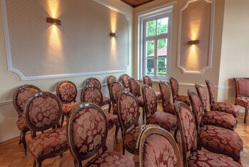 robenstein hotel and spa villa