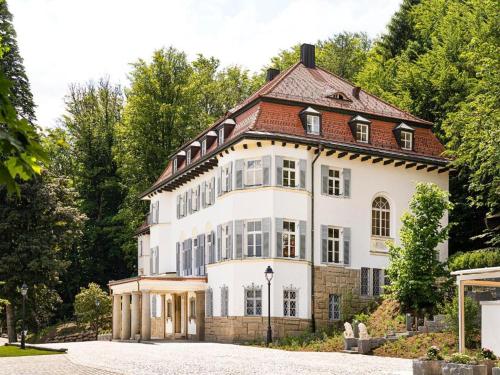robenstein hotel and spa villa