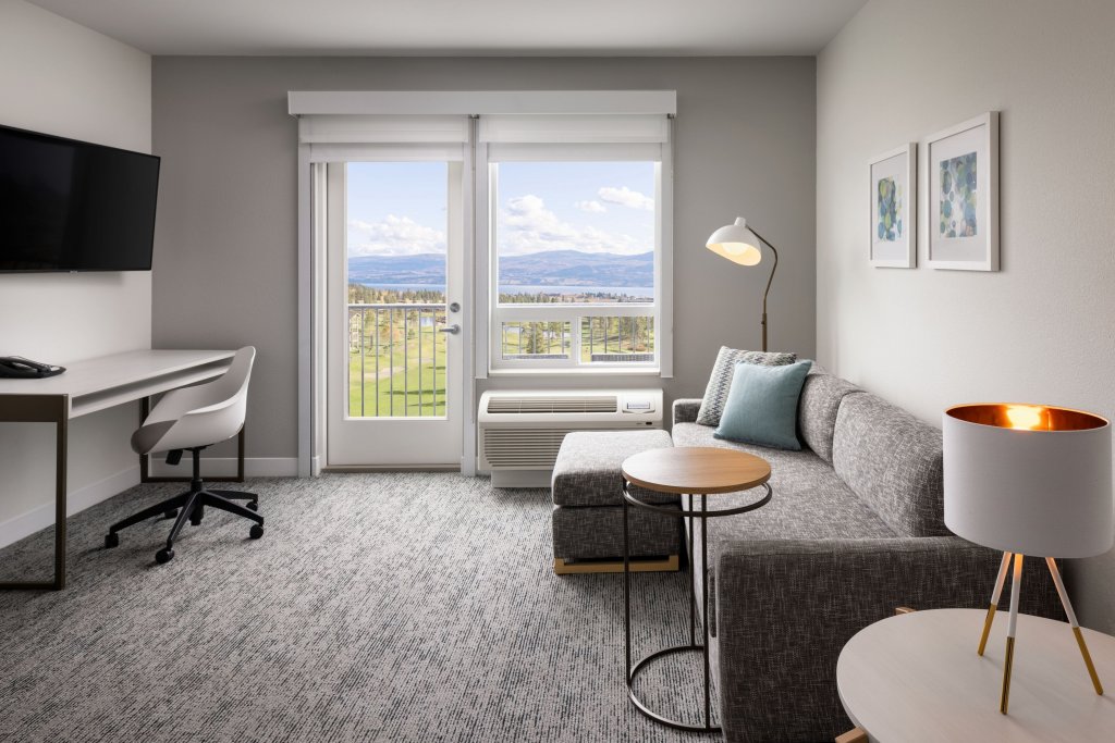 towneplace suites by marriott west kelowna