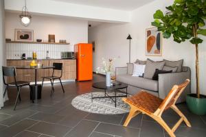 Liv Urban Larnaca,,0 star