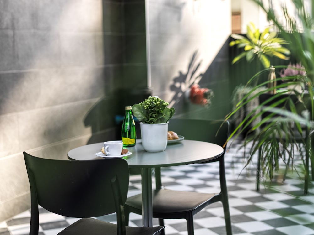 liv urban larnaca