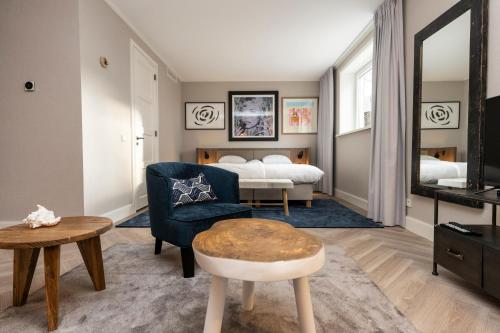 hampton home bandb suites