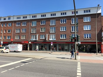 dehnhaide apartments