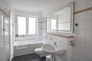 dehnhaide apartments