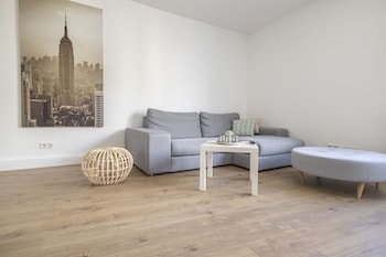 dehnhaide apartments