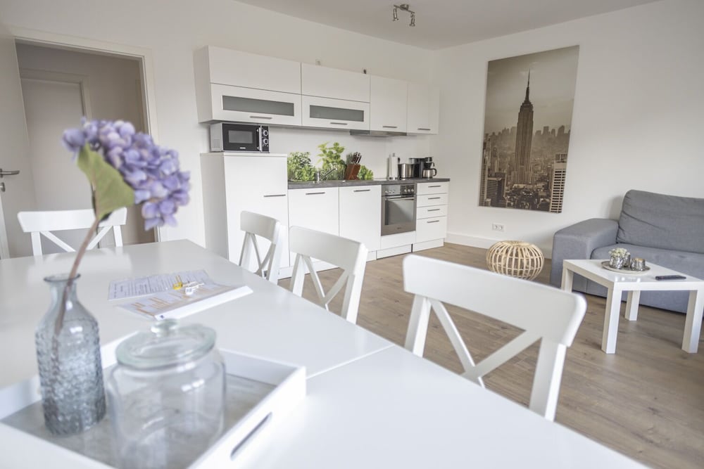 dehnhaide apartments