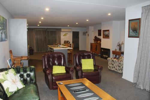 mackenzie apartments and suites