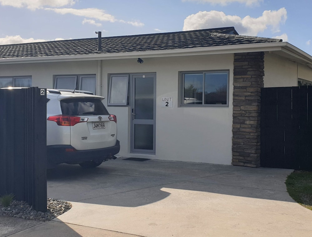 rose apartments and spa