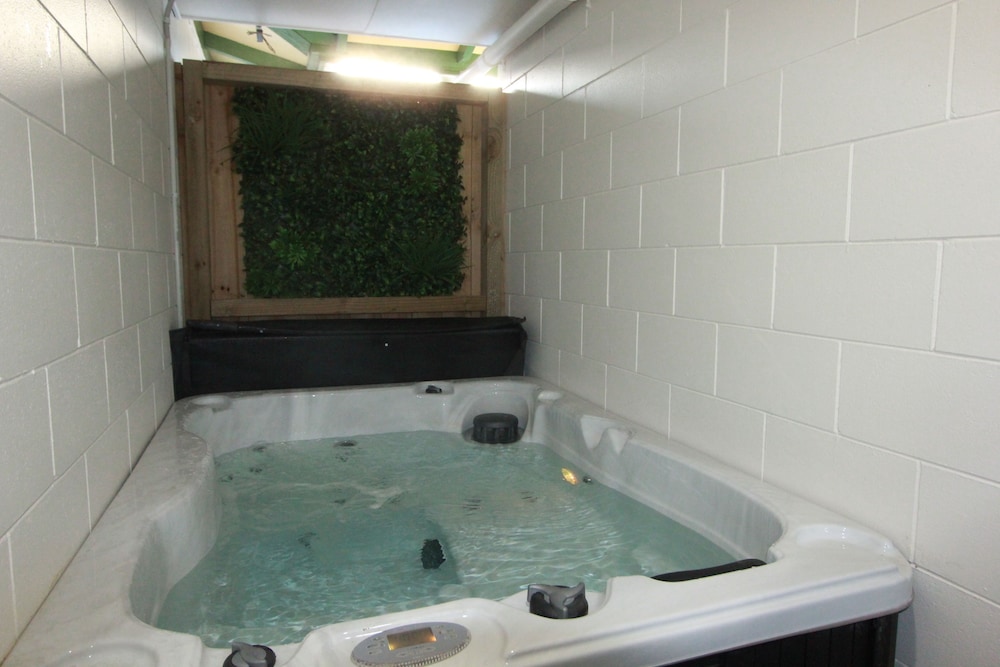 rose apartments and spa