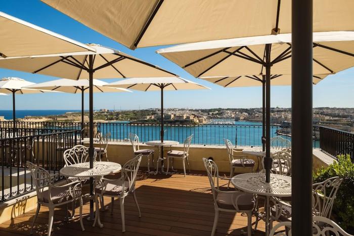 the gomerino hotel