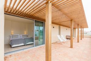 white shell beach villas