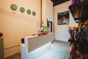 Hashtag.Capsule.Hostel,,1.5 star