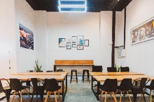 Hashtag.Capsule.Hostel,,1.5 star