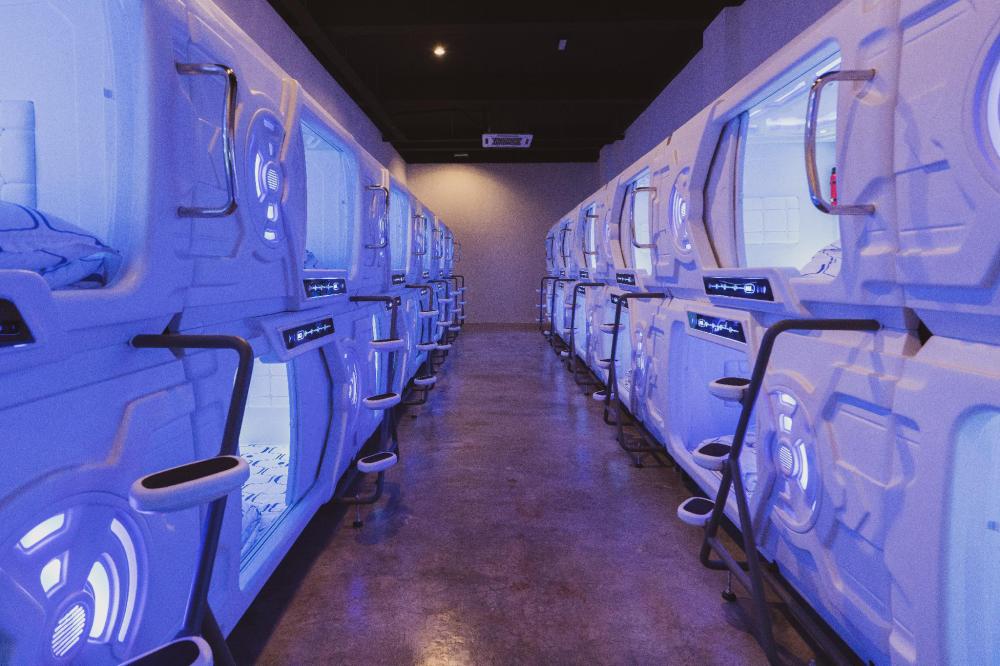 hashtag capsule hostel