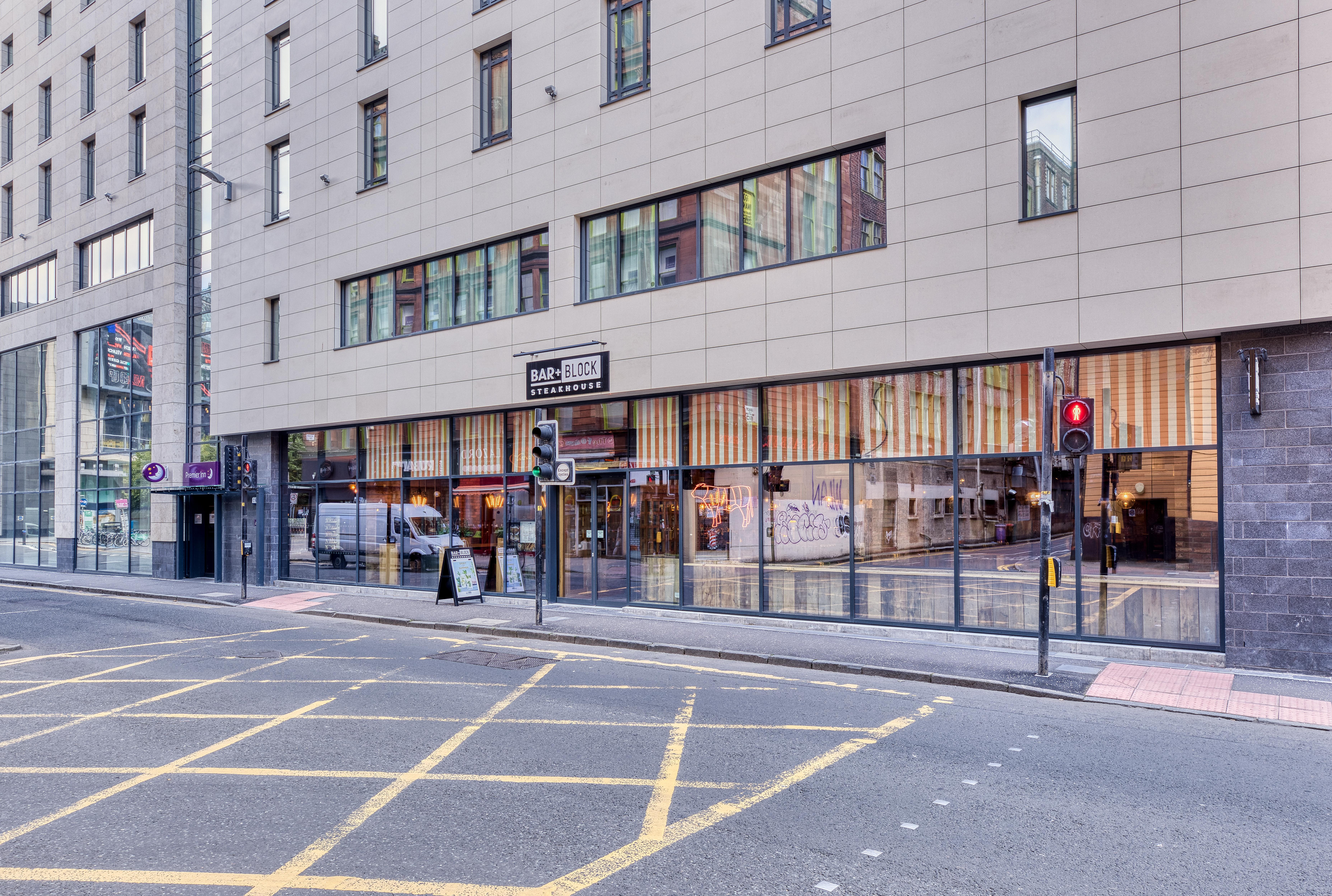 premier inn glasgow cc st enoch square