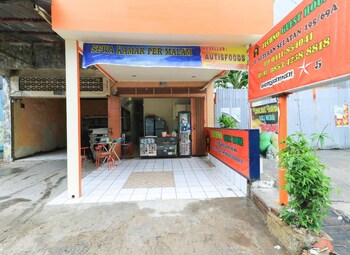 techno guesthouse