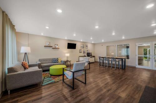 woodspring suites wesley chapel tampa