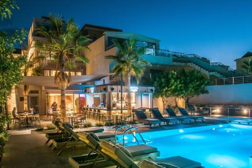 riviera beach hotel