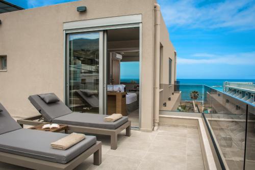 riviera beach hotel