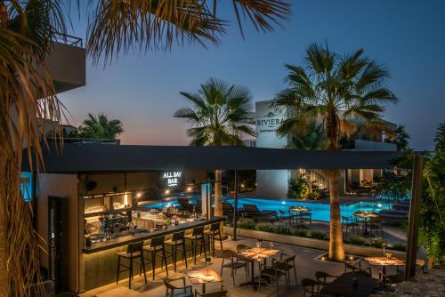 riviera beach hotel