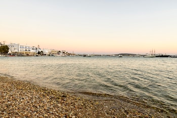 paros