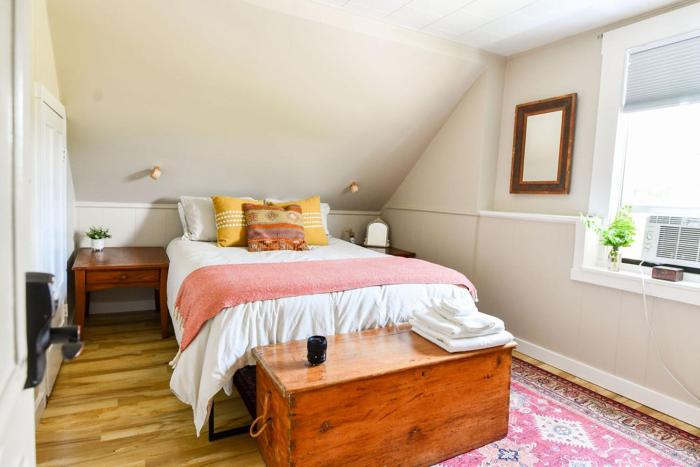 craftsbury farmhouse