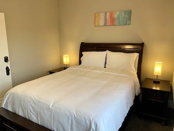 twin lakes creamery grill and inn