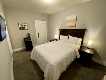 twin lakes creamery grill and inn